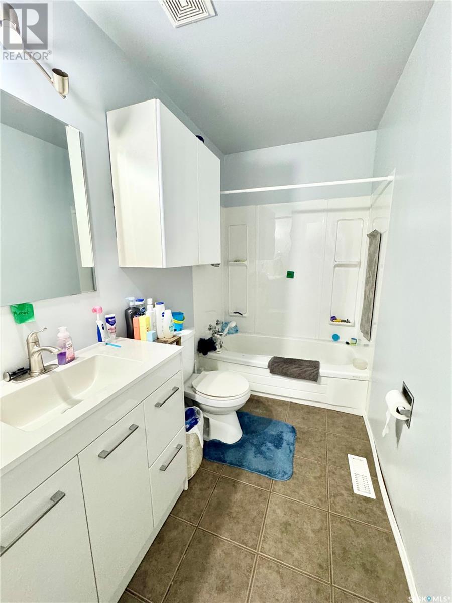 130 Donaldson Street, Prince Albert, Saskatchewan  S6V 5Y8 - Photo 8 - SK013332