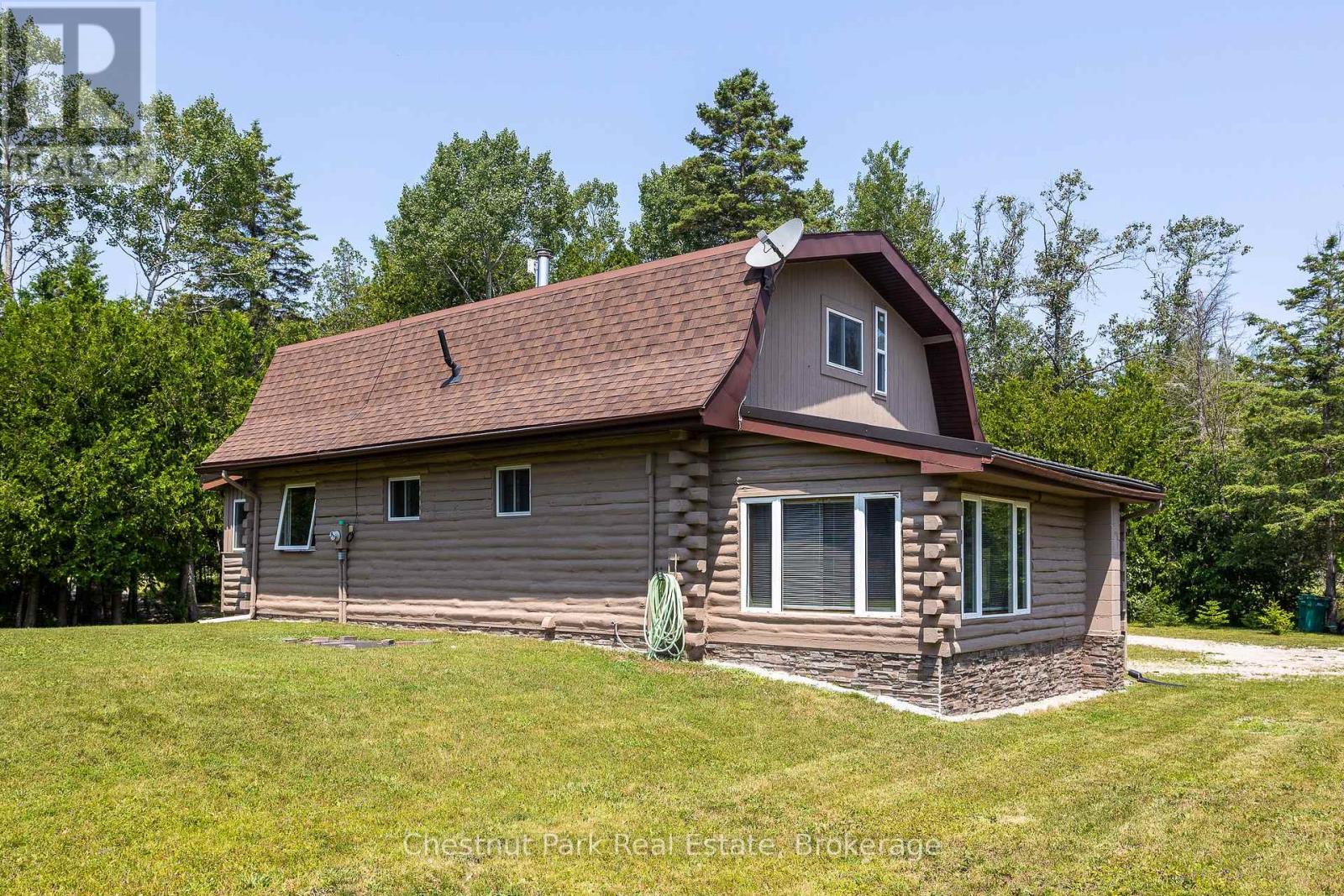 8 Little Cove Road, Northern Bruce Peninsula, Ontario  N0H 2R0 - Photo 11 - X12298619