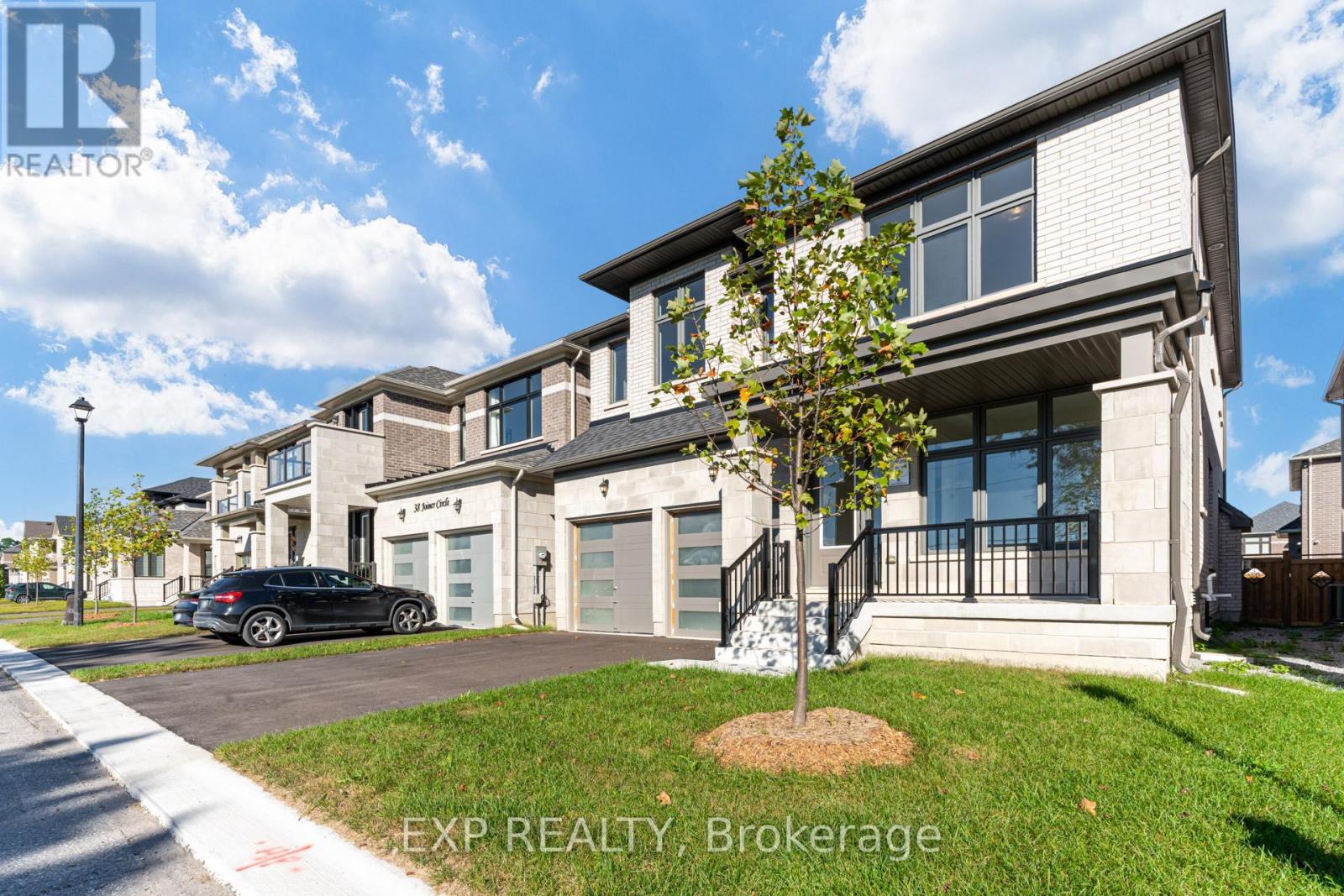 Property at 40 JOINER CIRCLE image 1