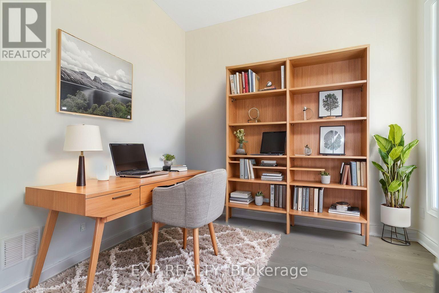 Property at 40 JOINER CIRCLE image 4