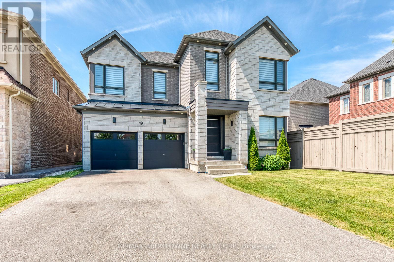 Property at 19 RAINDROP TERRACE image 1