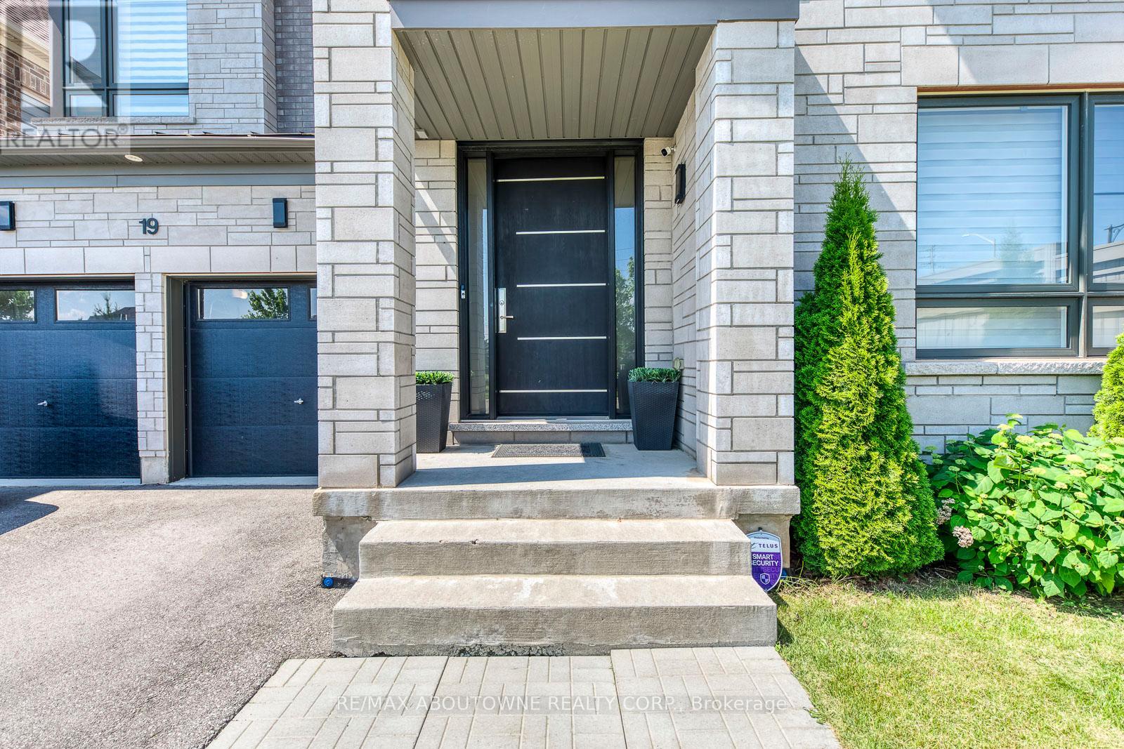 Property at 19 RAINDROP TERRACE image 2
