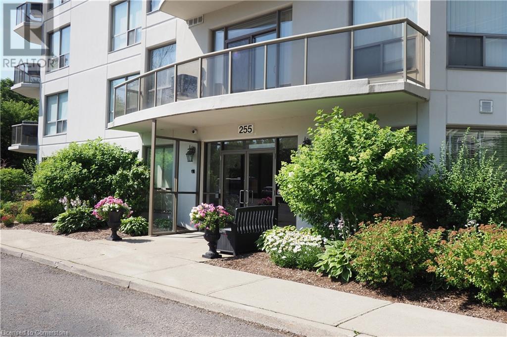 255 Keats Way Unit# 701, Waterloo, Ontario  N2L 6N6 - Photo 2 - 40753344