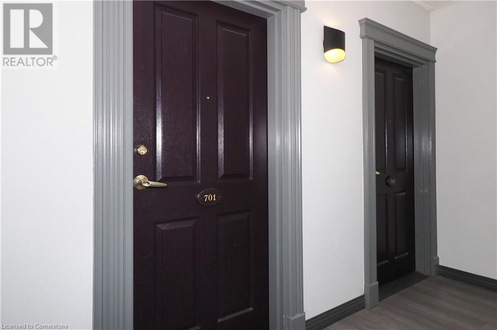 255 Keats Way Unit# 701, Waterloo, Ontario  N2L 6N6 - Photo 8 - 40753344