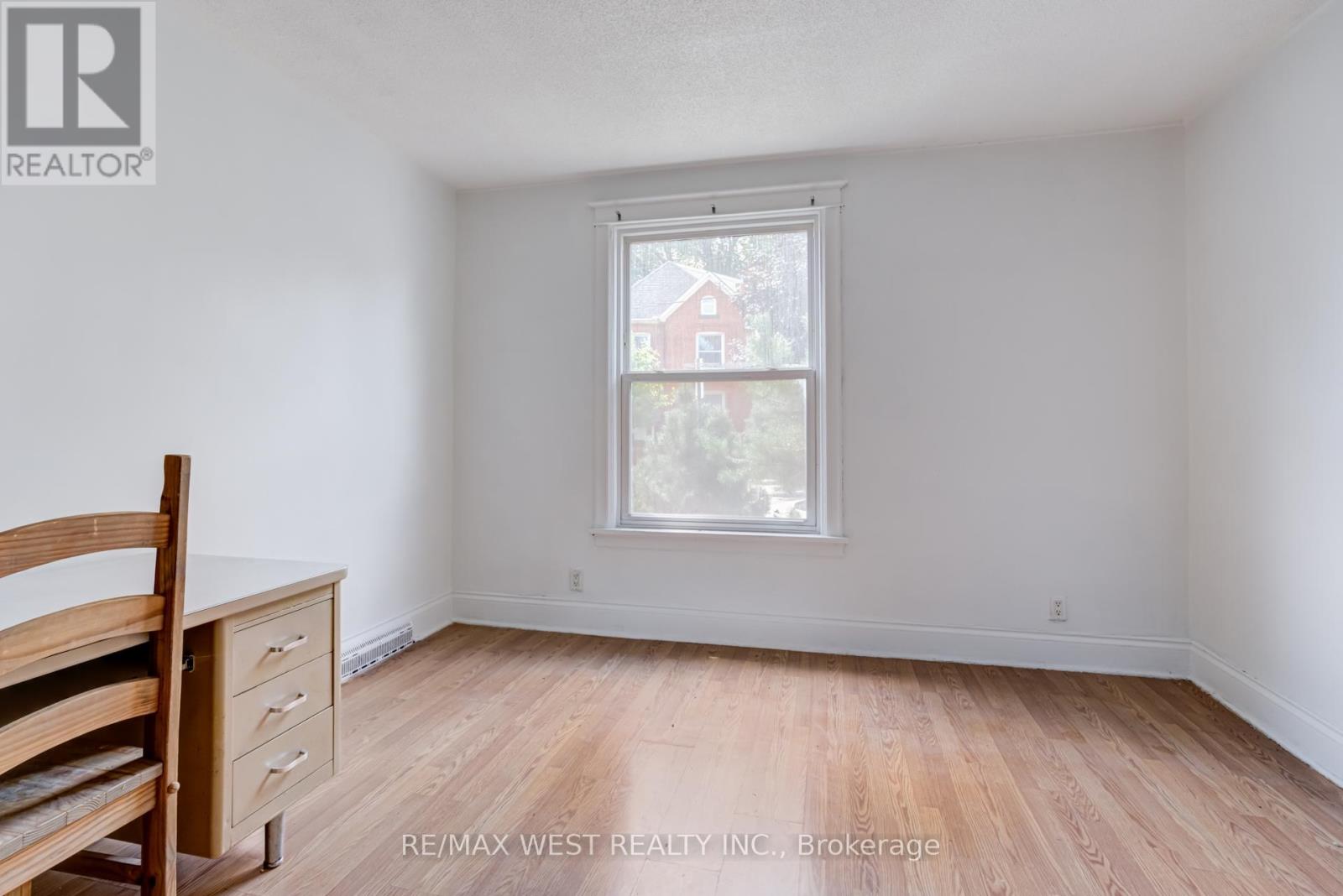 673 Wilson Street, Hamilton, Ontario  L8L 1V4 - Photo 10 - X12298537