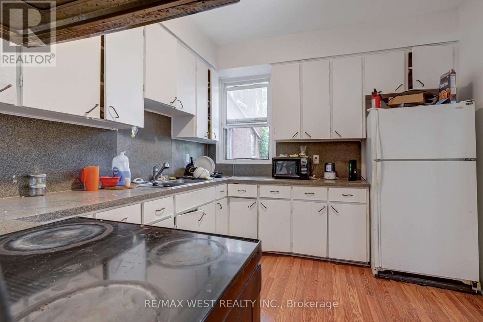 673 Wilson Street, Hamilton, Ontario  L8L 1V4 - Photo 15 - X12298537