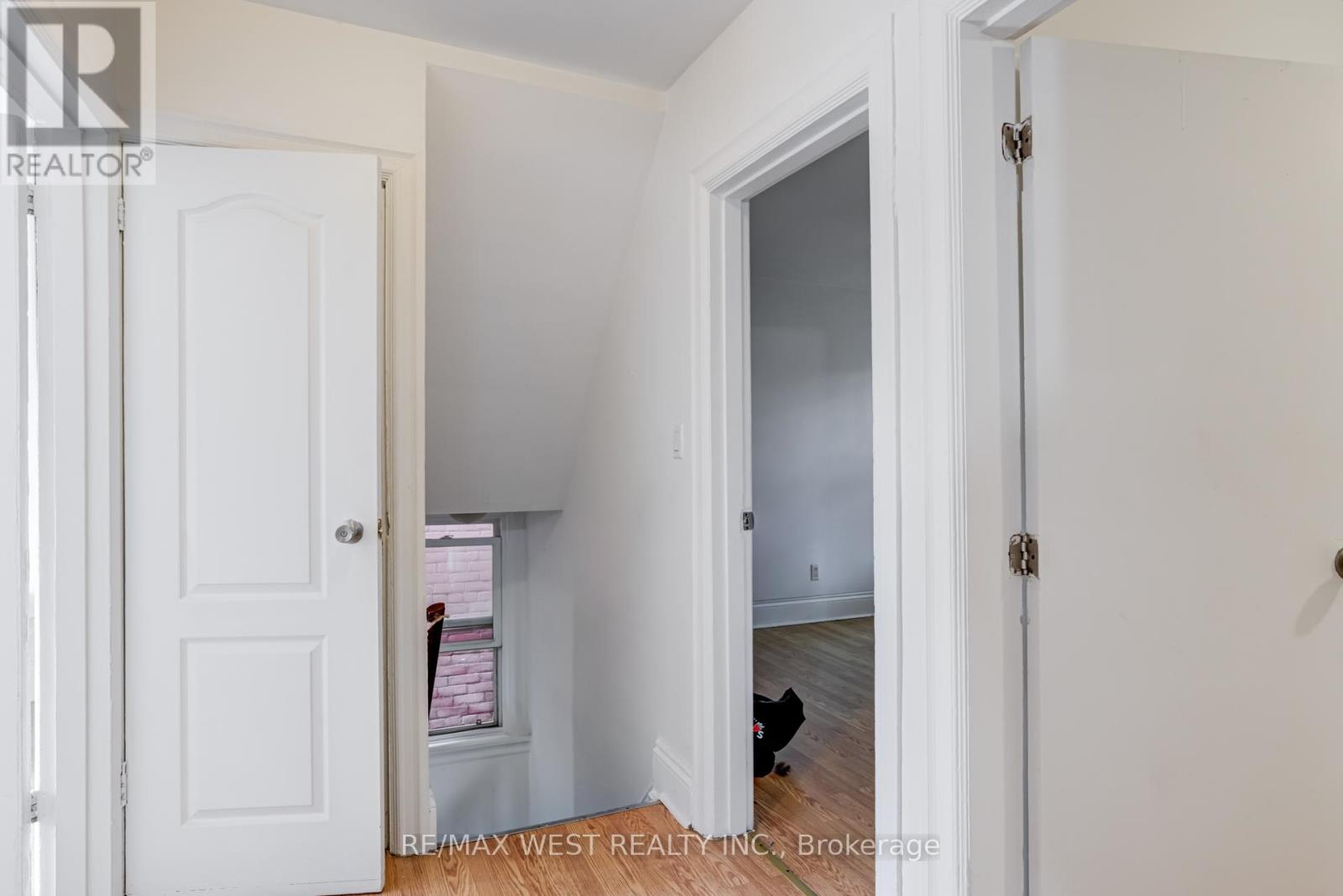 673 Wilson Street, Hamilton, Ontario  L8L 1V4 - Photo 18 - X12298537