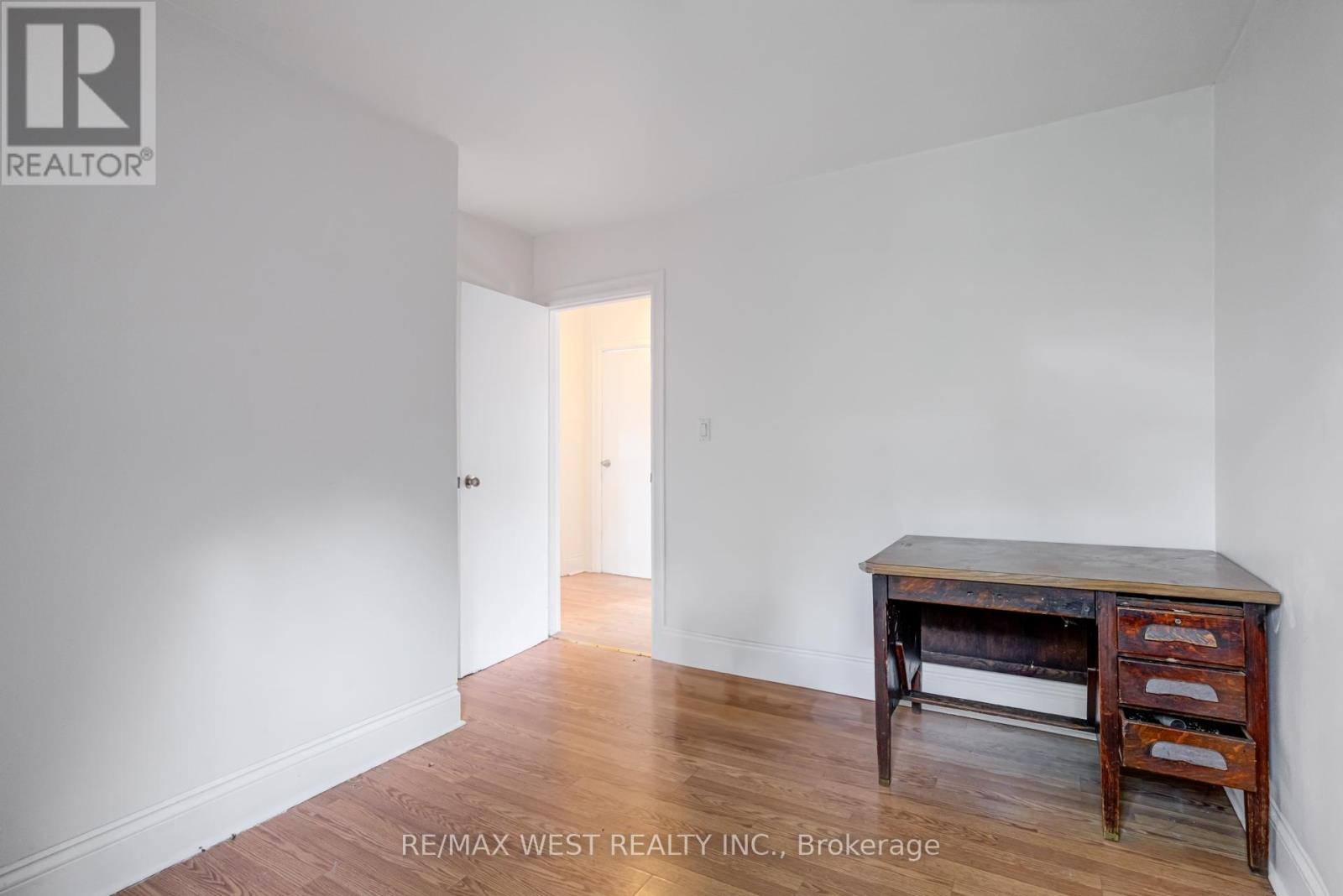 673 Wilson Street, Hamilton, Ontario  L8L 1V4 - Photo 20 - X12298537