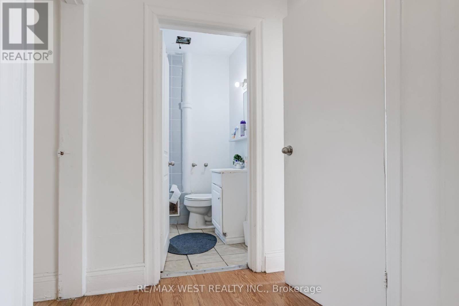 673 Wilson Street, Hamilton, Ontario  L8L 1V4 - Photo 27 - X12298537
