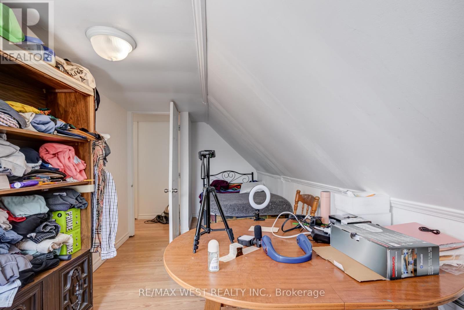 673 Wilson Street, Hamilton, Ontario  L8L 1V4 - Photo 31 - X12298537