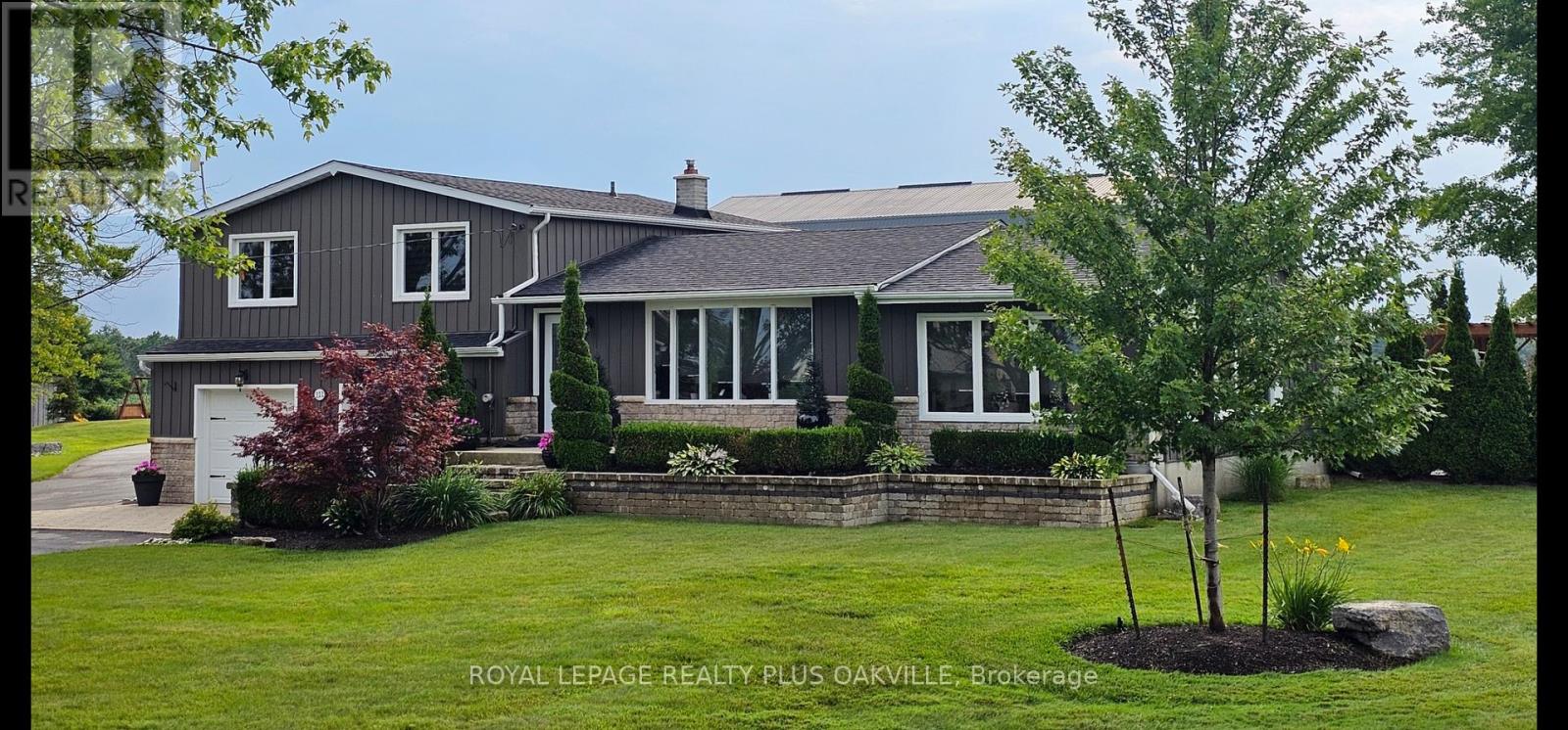 Property at 322 RUSS ROAD image 1
