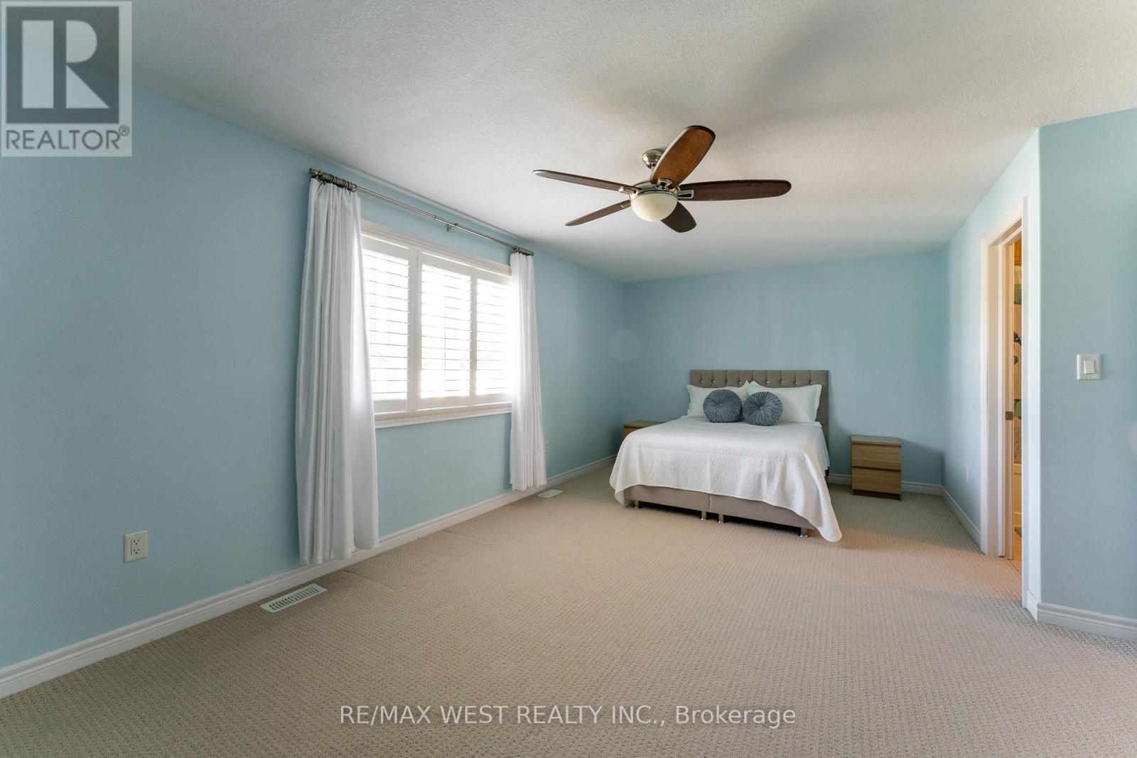 71 Sexton Crescent, Hamilton, Ontario  L9G 0E2 - Photo 23 - X12298593