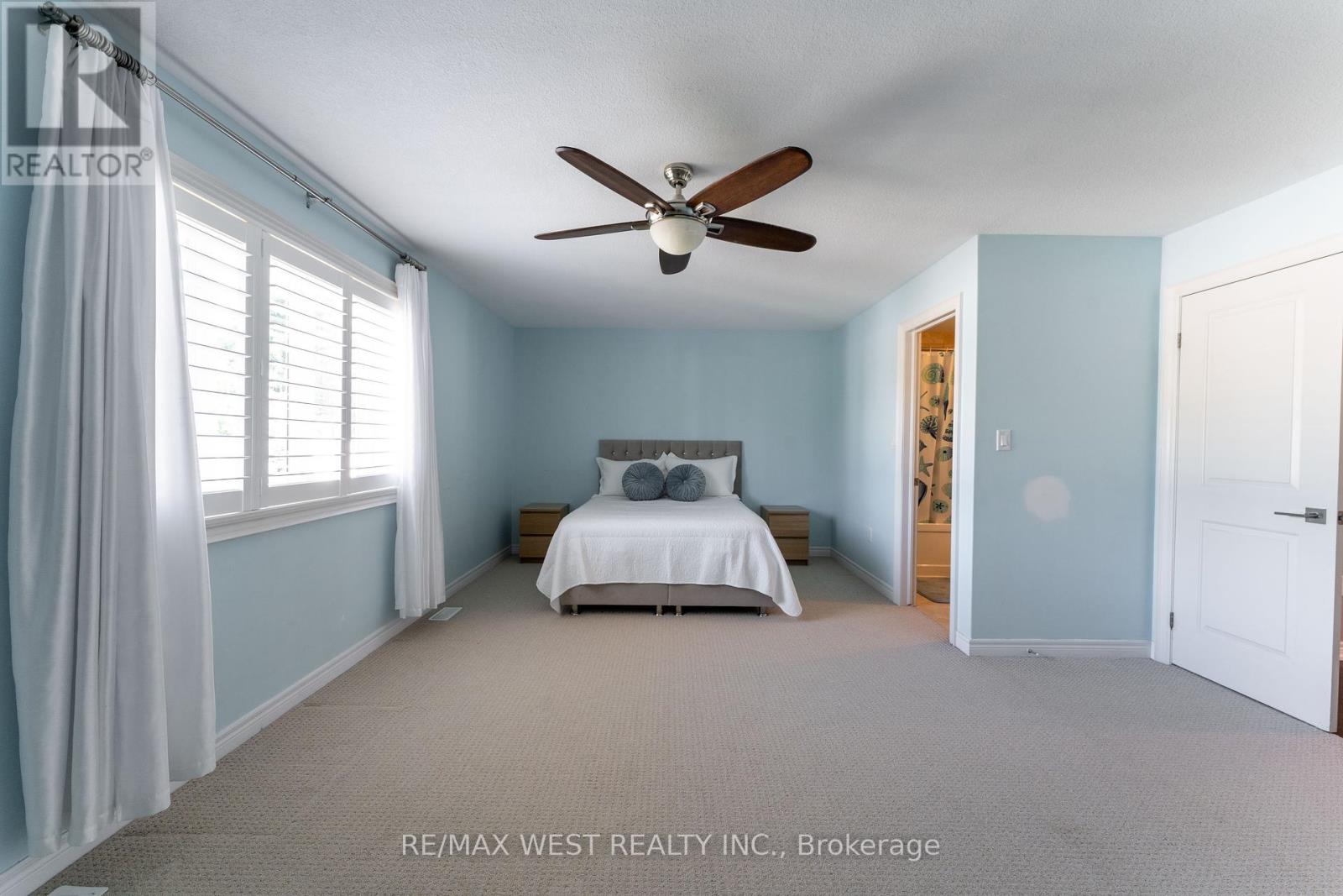 71 Sexton Crescent, Hamilton, Ontario  L9G 0E2 - Photo 24 - X12298593