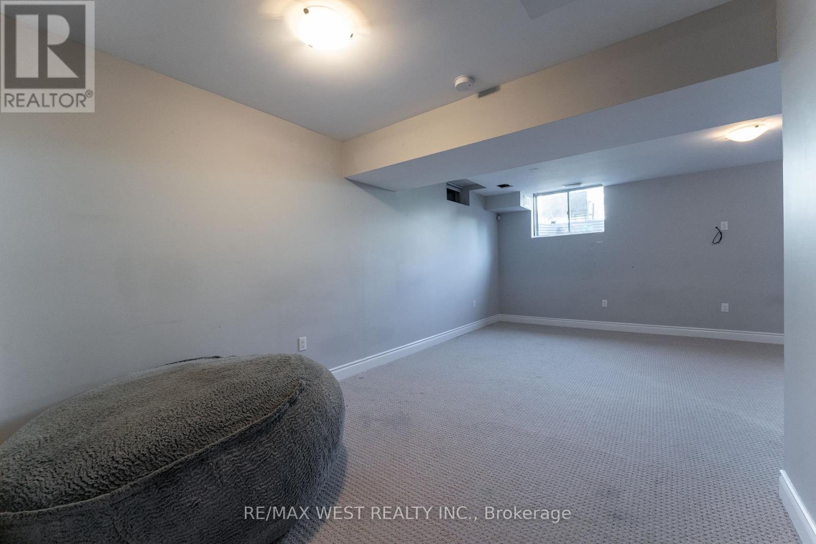 71 Sexton Crescent, Hamilton, Ontario  L9G 0E2 - Photo 27 - X12298593
