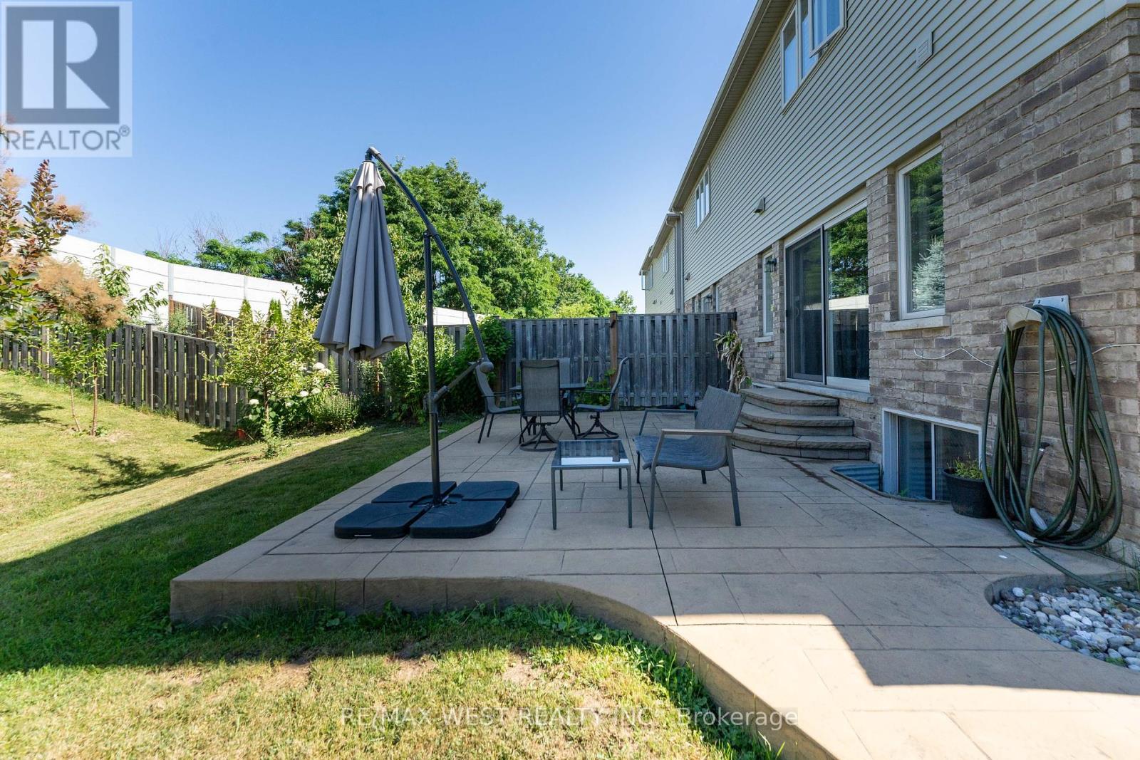 71 Sexton Crescent, Hamilton, Ontario  L9G 0E2 - Photo 34 - X12298593