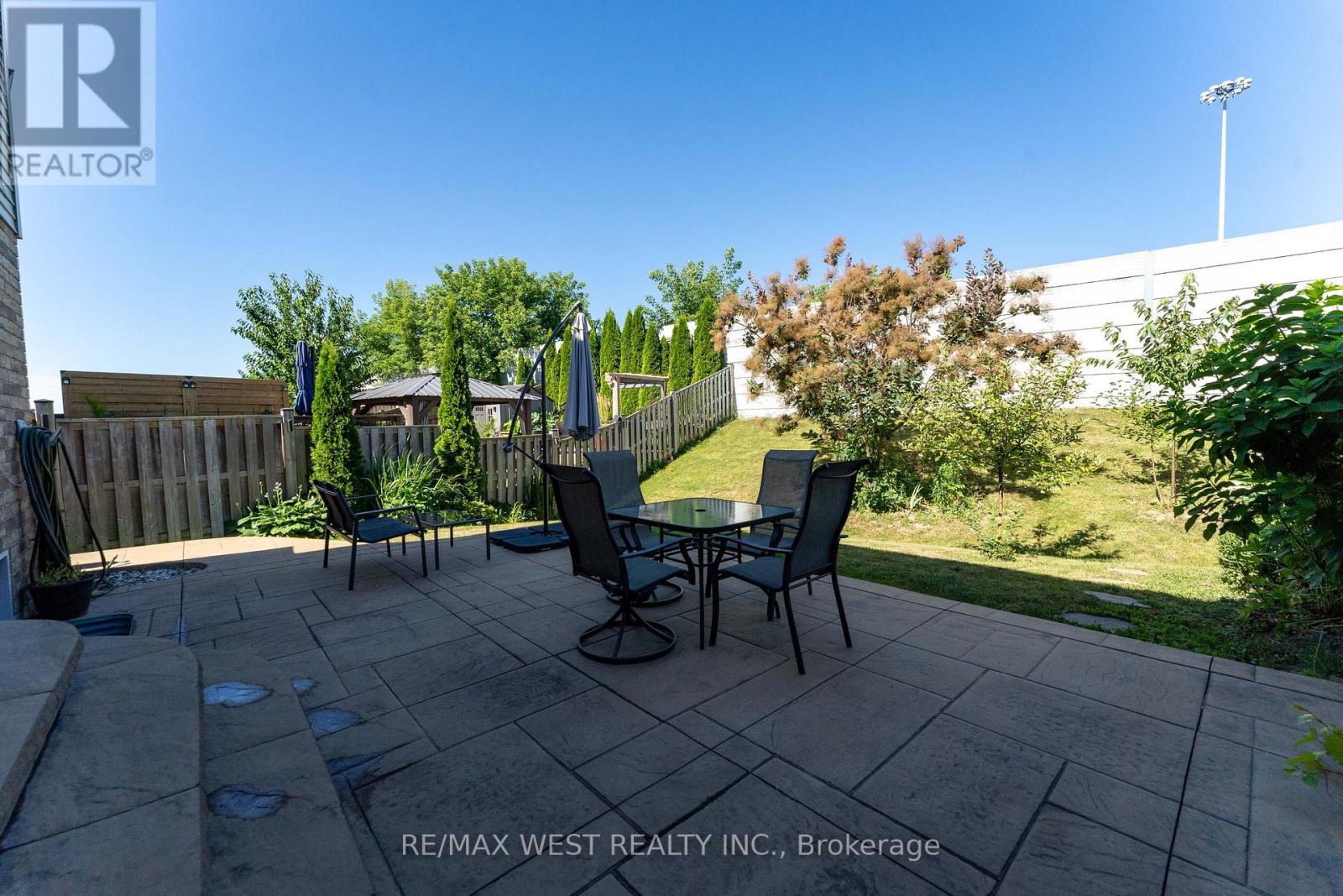 71 Sexton Crescent, Hamilton, Ontario  L9G 0E2 - Photo 41 - X12298593