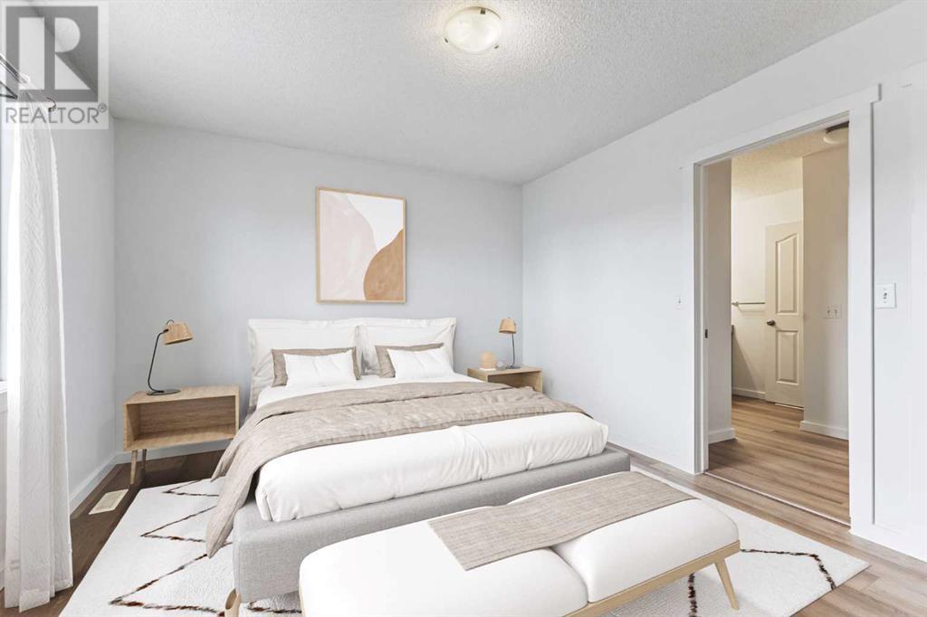 Property at 42 Citadel Meadow Gardens NW image 3