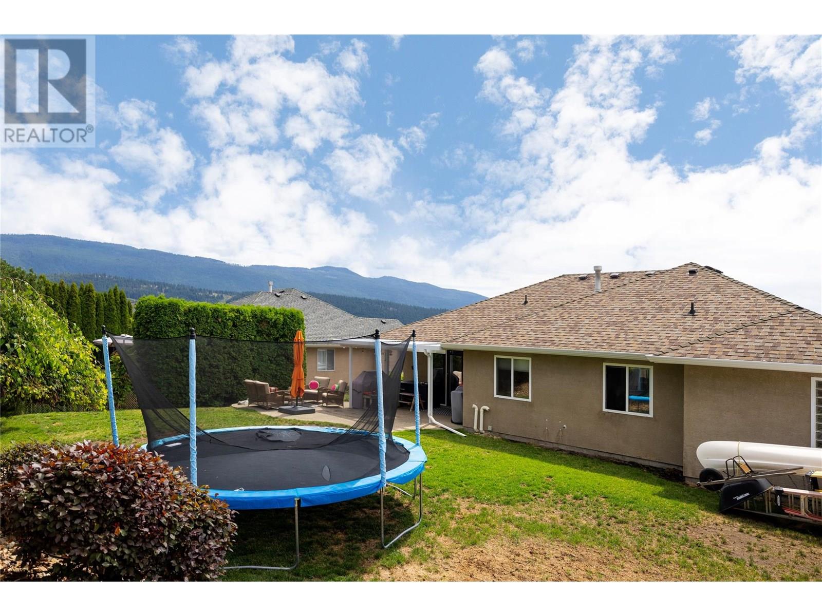 685 Mt York Drive, Coldstream, British Columbia  V1B 3X2 - Photo 8 - 10356813
