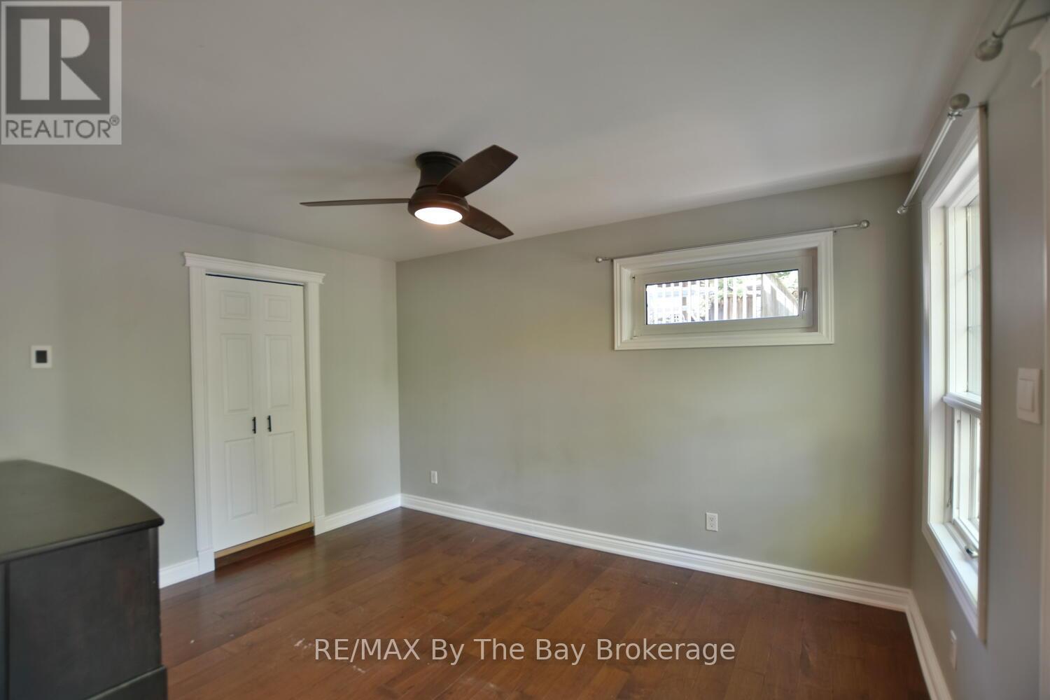 104 Knox Road E, Wasaga Beach, Ontario  L9Z 2T5 - Photo 10 - S12121253
