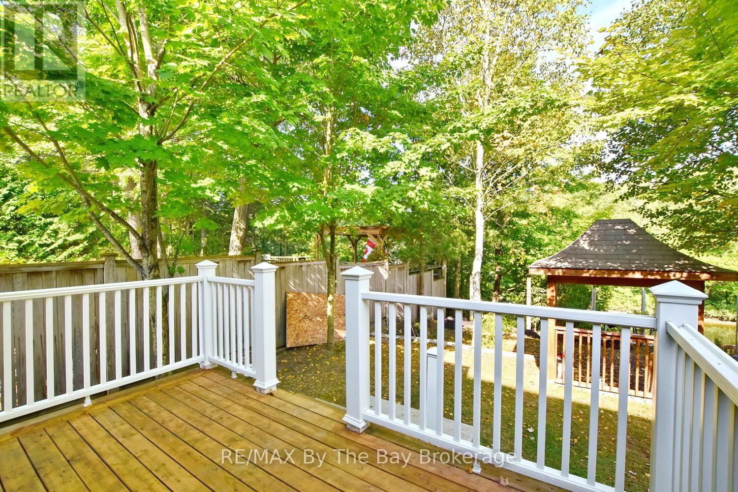 104 Knox Road E, Wasaga Beach, Ontario  L9Z 2T5 - Photo 44 - S12121253