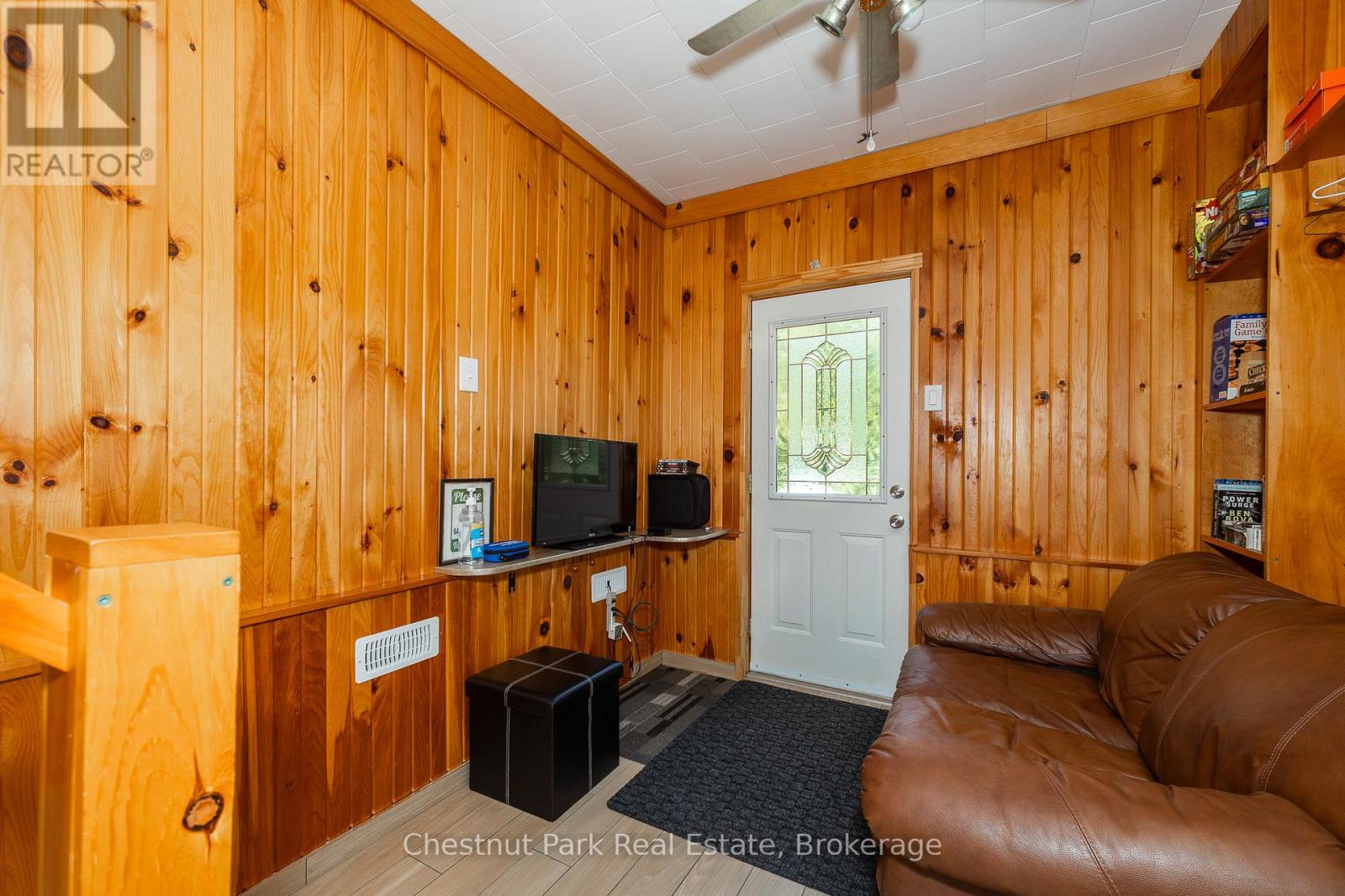 8 Little Cove Road, Northern Bruce Peninsula, Ontario  N0H 2R0 - Photo 39 - X12298619