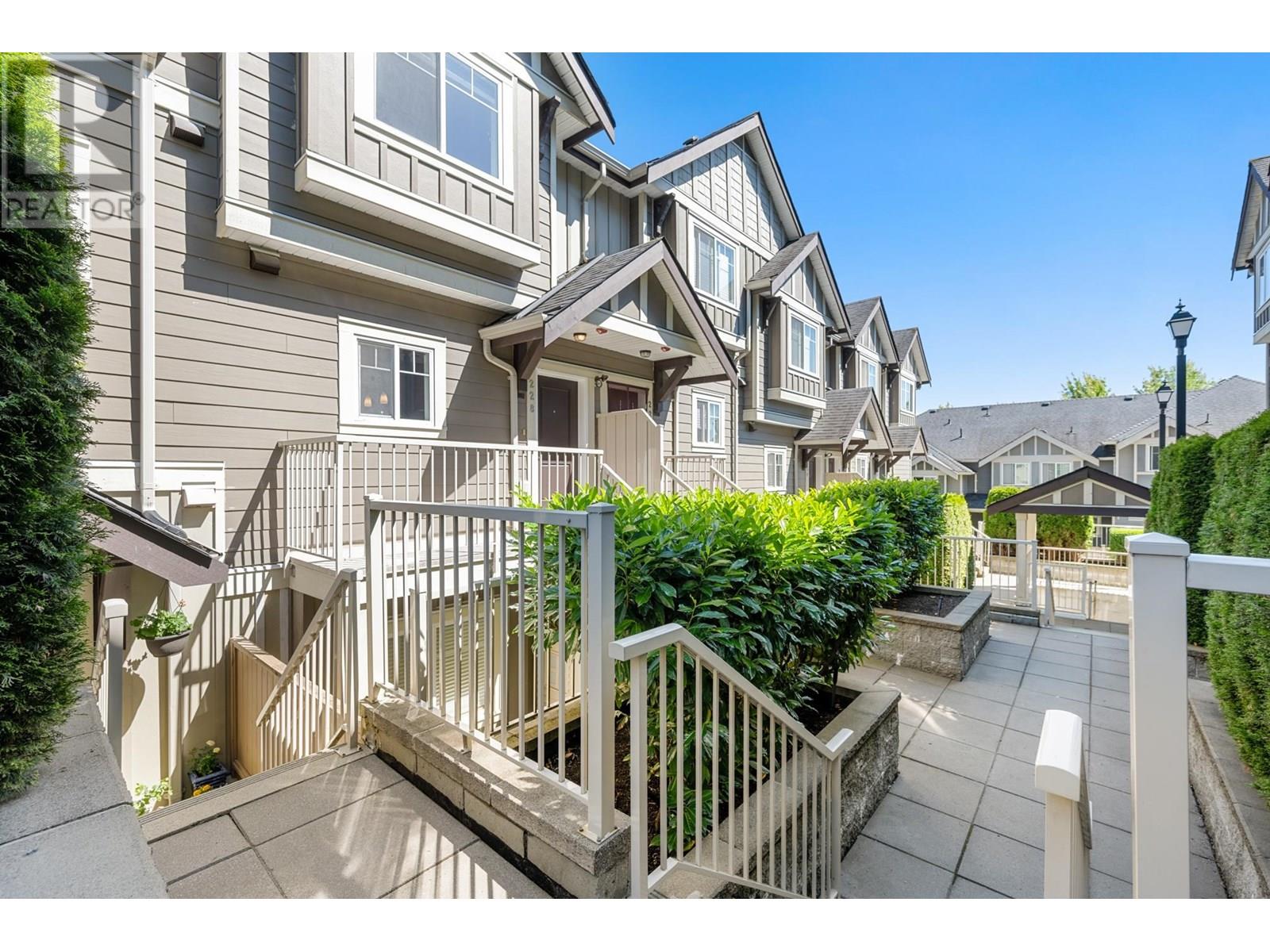 Property at 228 368 ELLESMERE AVENUE image 1