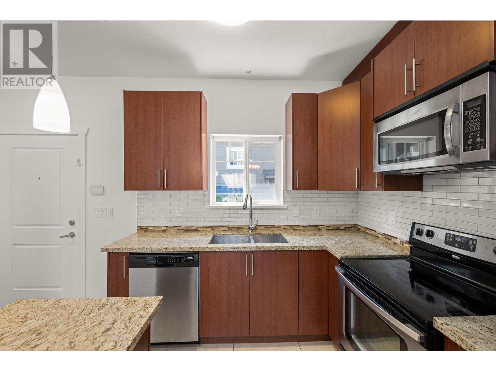 Property at 228 368 ELLESMERE AVENUE image 5