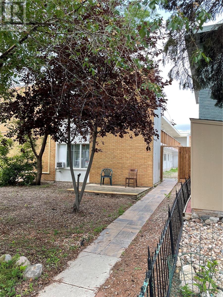 3210 WESTGATE AVENUE, Regina, Saskatchewan