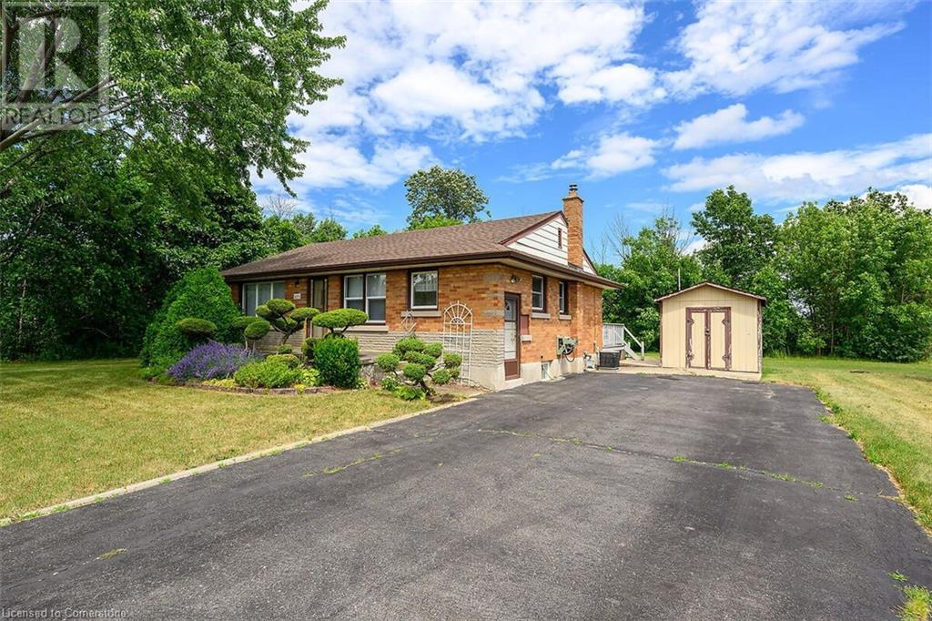 Property at 220 WINONA Road image 1