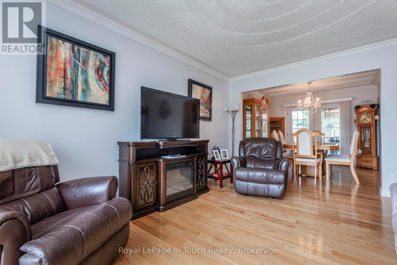32 Bridle Road, Penetanguishene, Ontario  L9M 1J5 - Photo 8 - S12298732