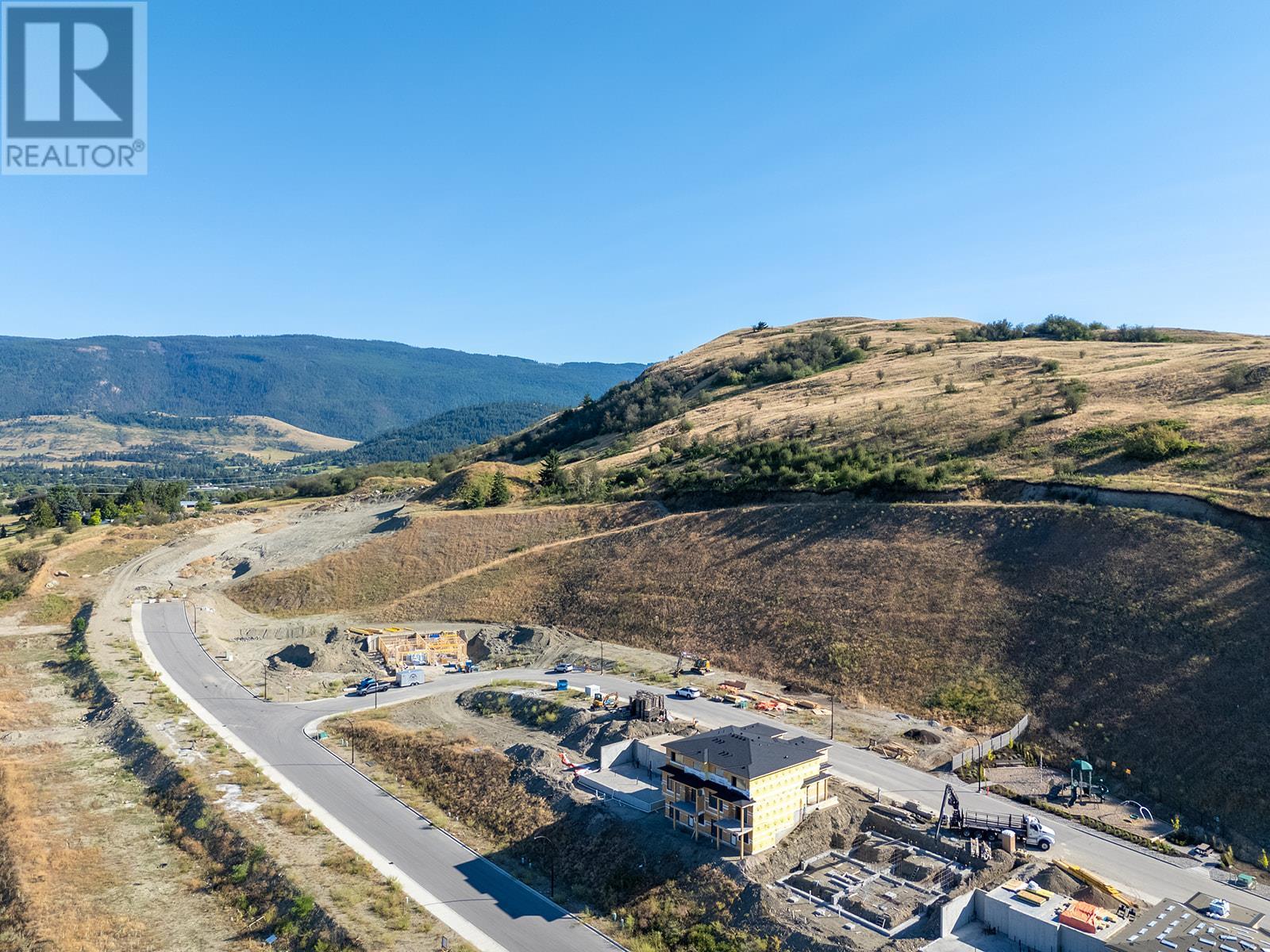Property at 410 Arrowleaf Rise image 3