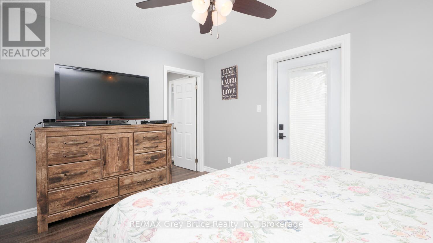 116 Patterson Parkway, Georgian Bluffs, Ontario  N0H 2T0 - Photo 16 - X12298739