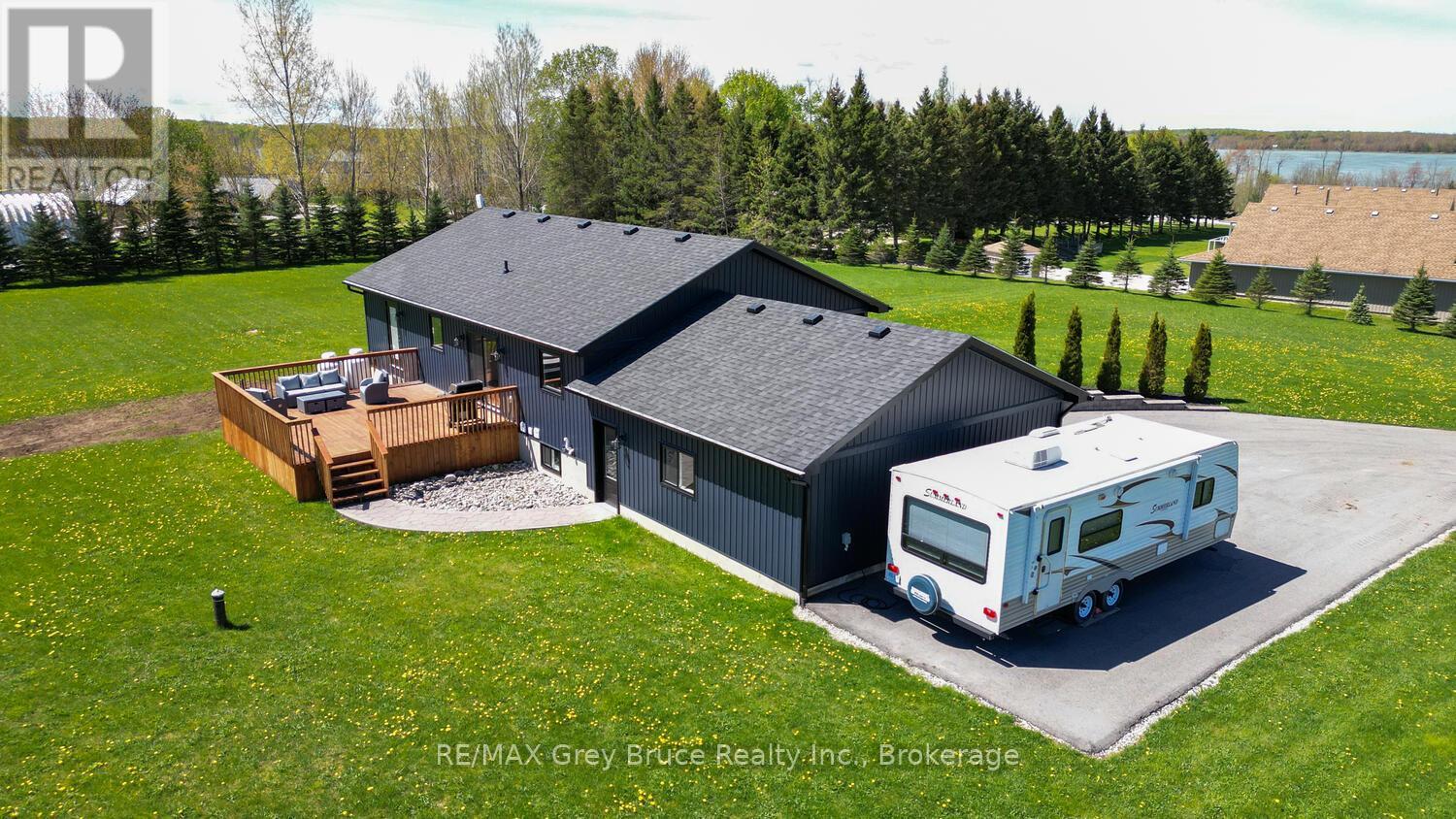 116 Patterson Parkway, Georgian Bluffs, Ontario  N0H 2T0 - Photo 39 - X12298739