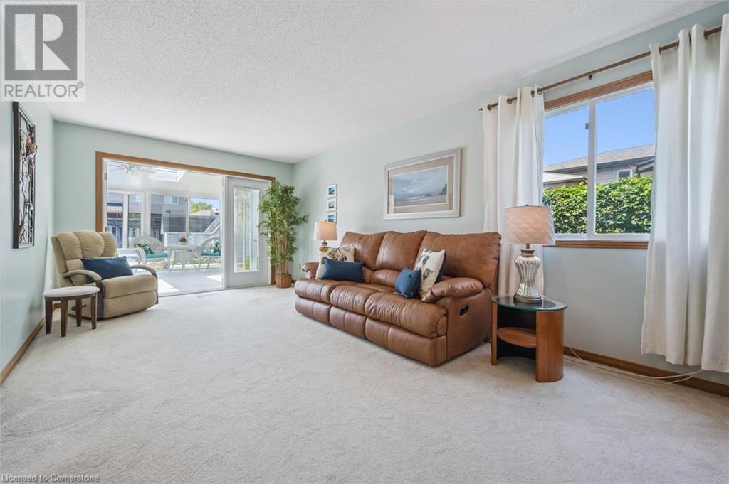 19 Crane Drive, Elmira, Ontario  N3B 3H4 - Photo 7 - 40750340