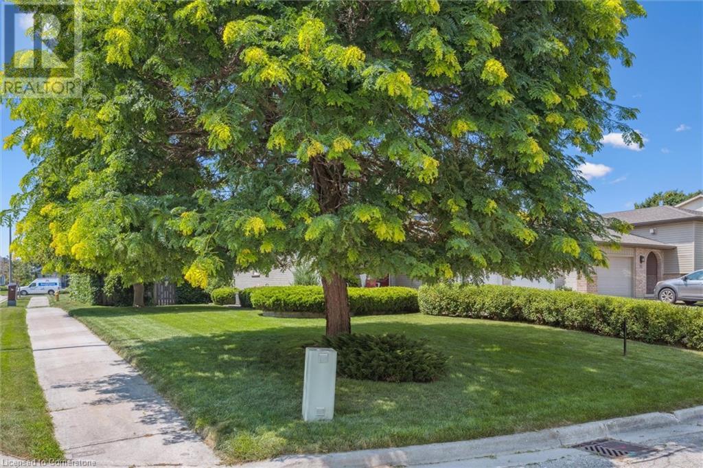 19 Crane Drive, Elmira, Ontario  N3B 3H4 - Photo 4 - 40750340