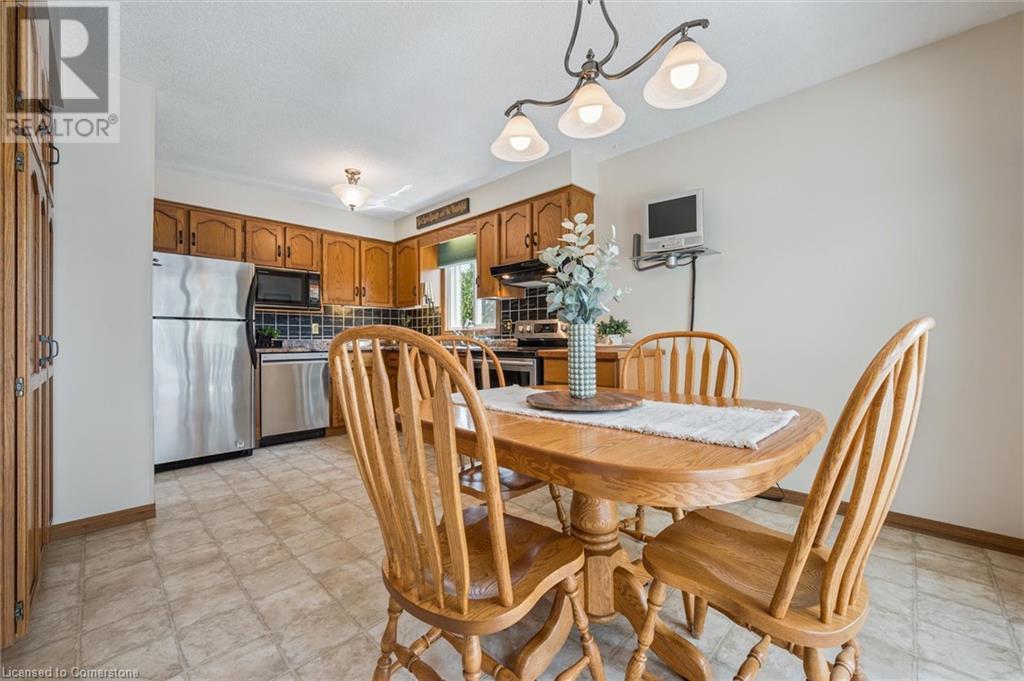 19 Crane Drive, Elmira, Ontario  N3B 3H4 - Photo 11 - 40750340