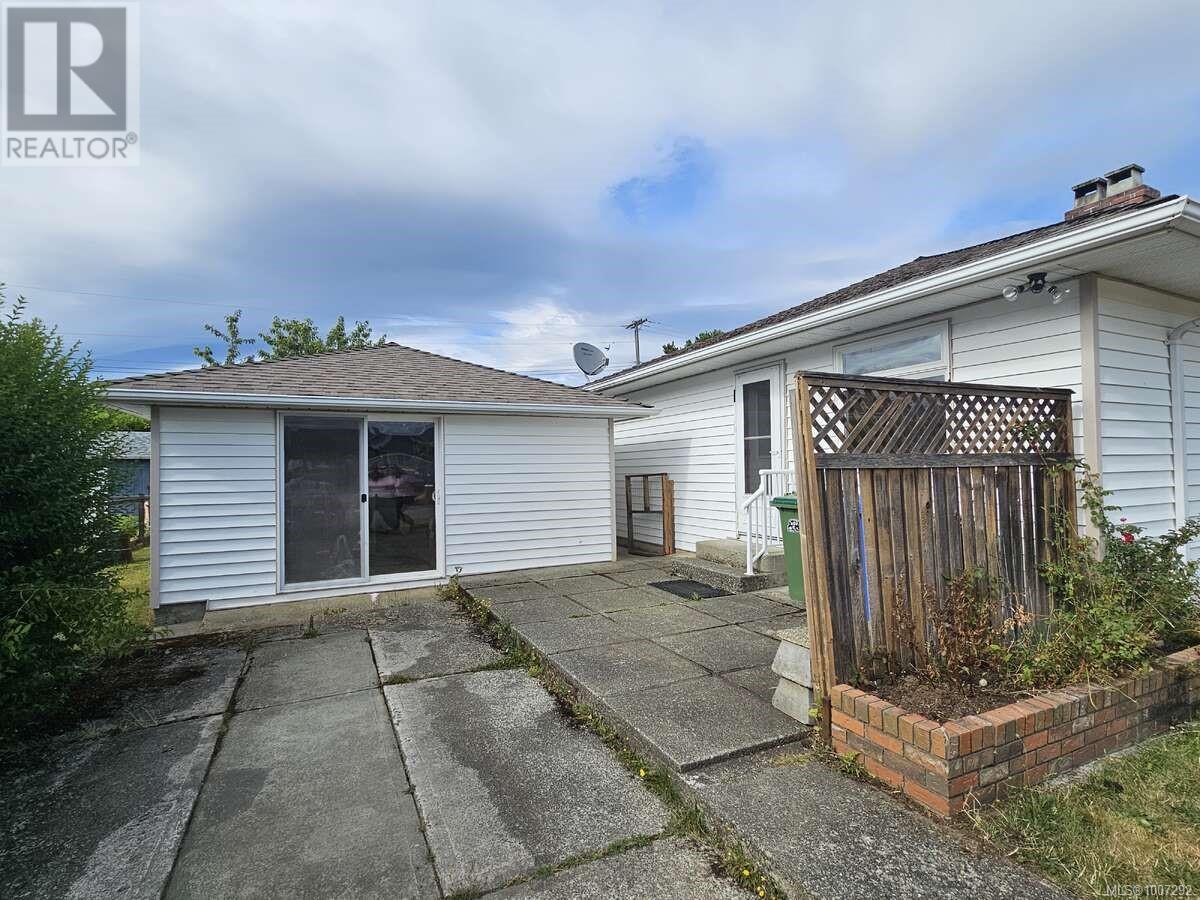 Property at 4129 Glenside Rd image 5
