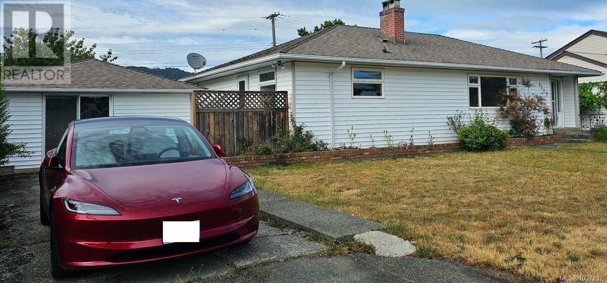 Property at 4129 Glenside Rd image 3