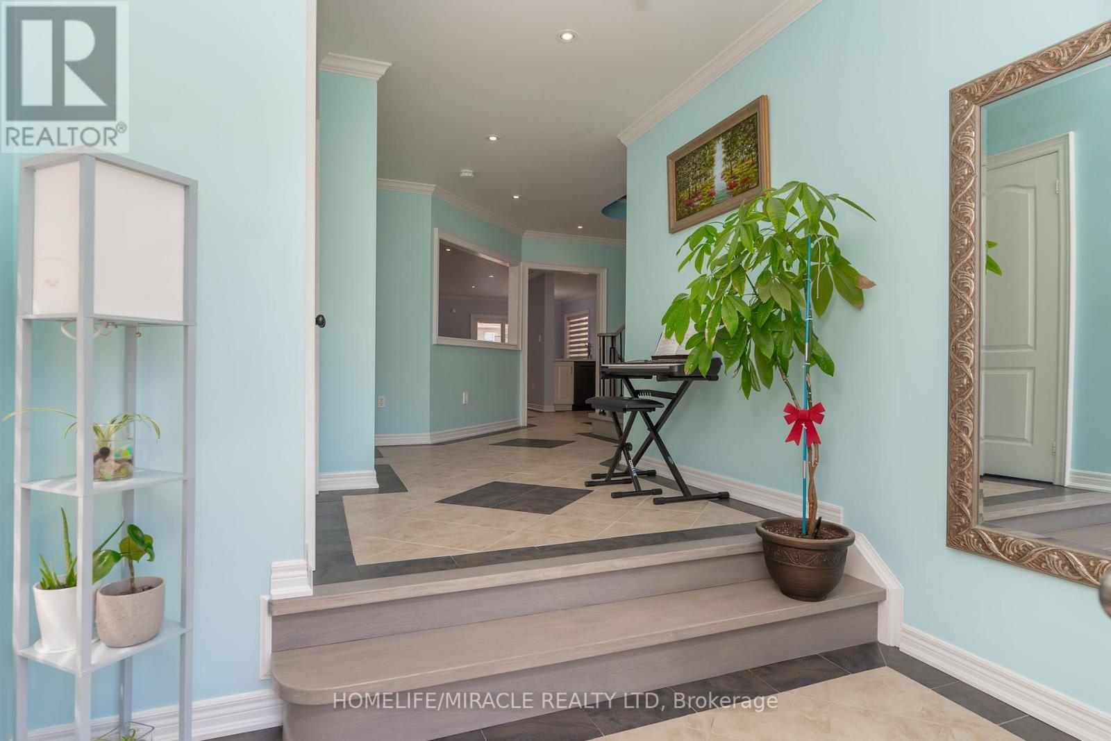 Property at 60 FOREST FOUNTAIN DRIVE image 5