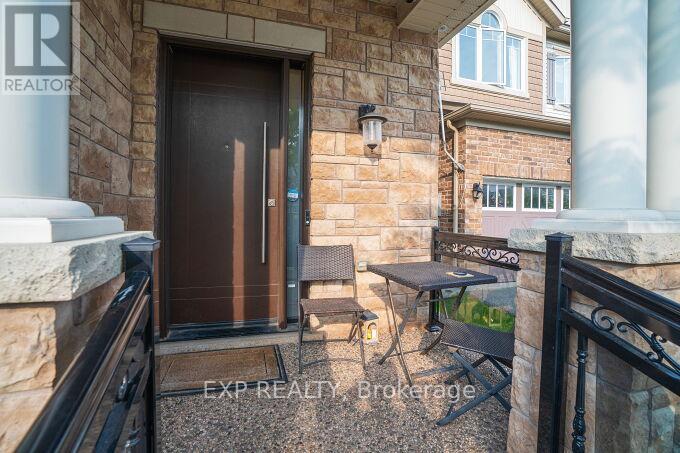 Property at 495 BLINCO TERRACE image 4