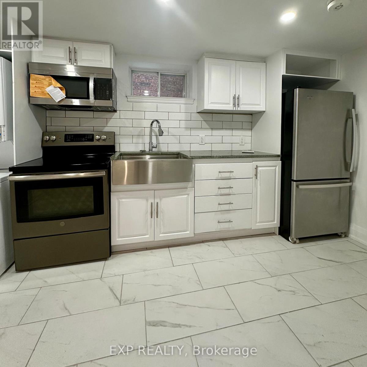 6 Lapp Street, Toronto, Ontario  M6N 3W6 - Photo 43 - W12245322