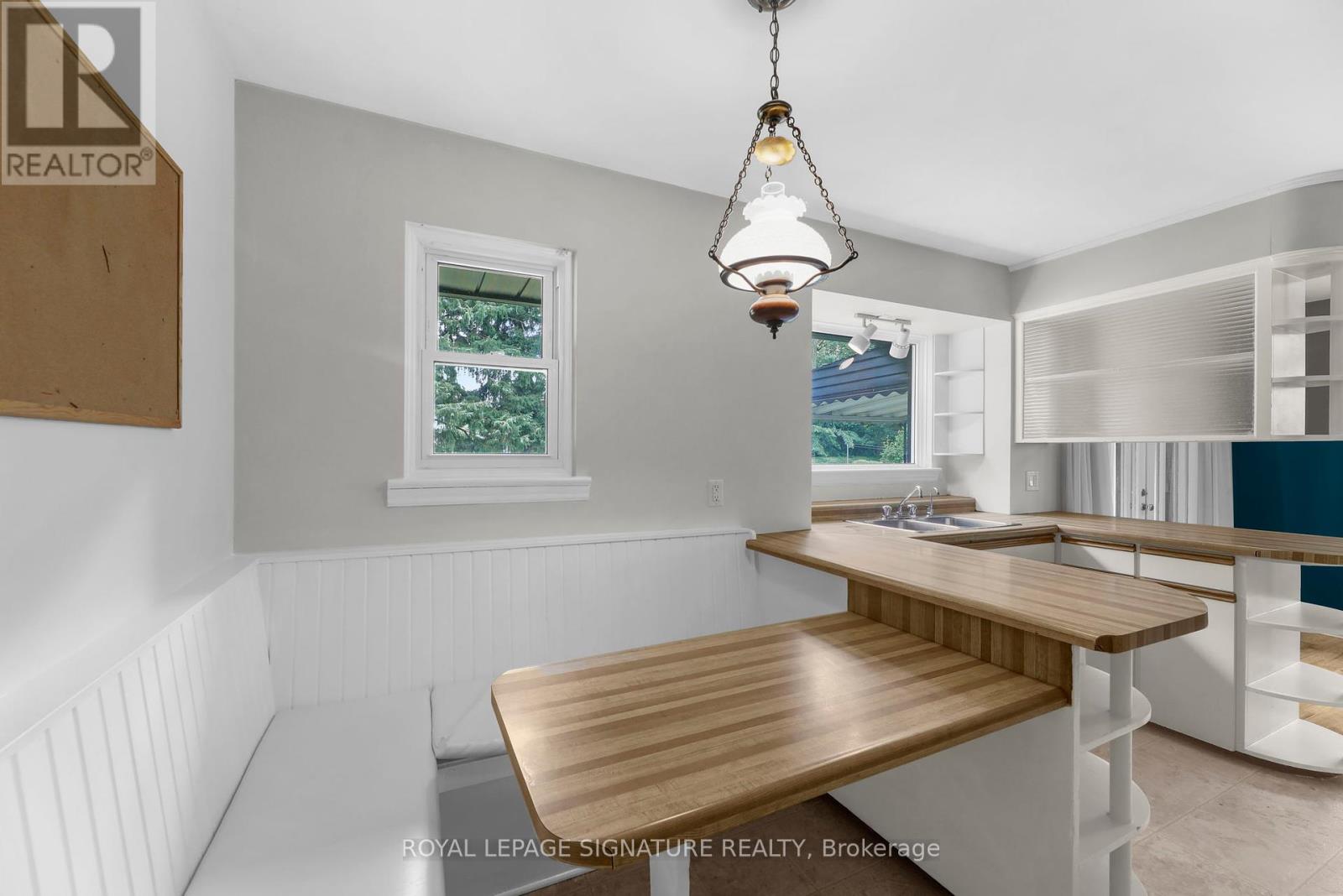 451 Coombs Avenue, London North, Ontario  N8G 1J6 - Photo 14 - X12298760