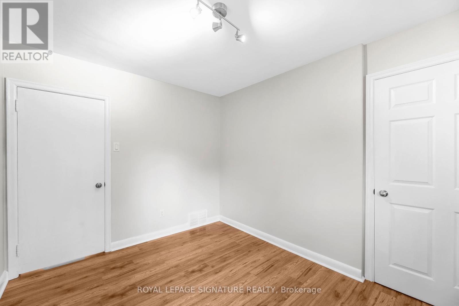 451 Coombs Avenue, London North, Ontario  N8G 1J6 - Photo 23 - X12298760