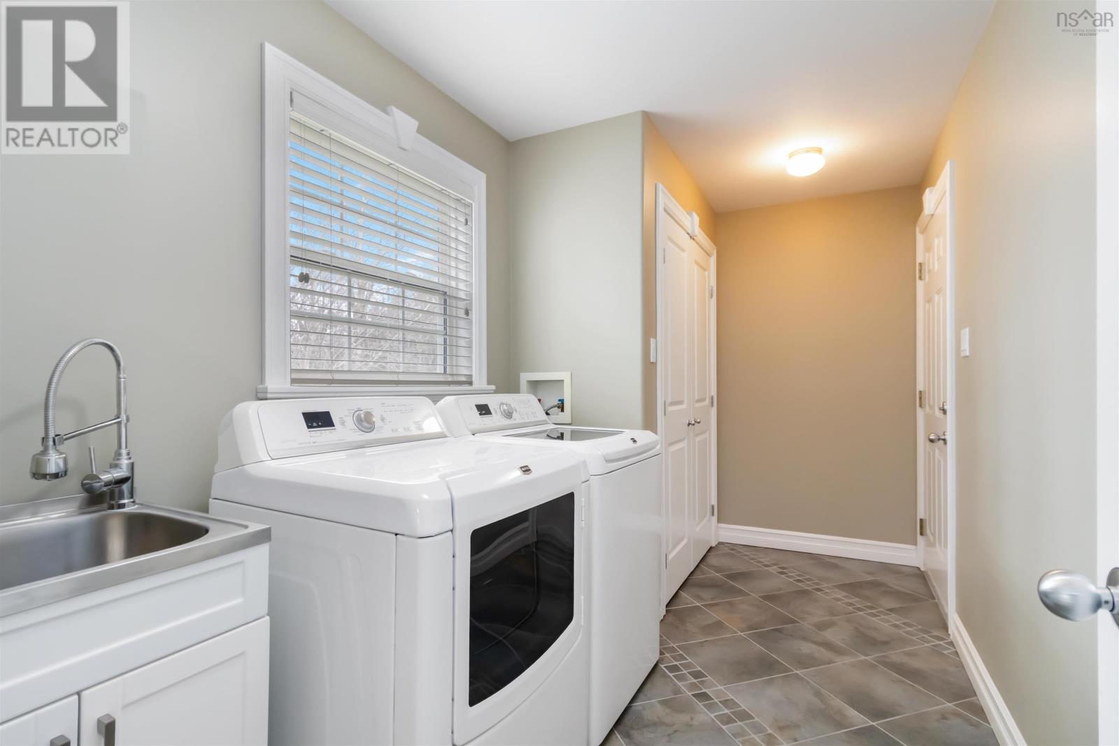 38 Amirault Court, Halifax, Nova Scotia  B3M 4V7 - Photo 23 - 202509821