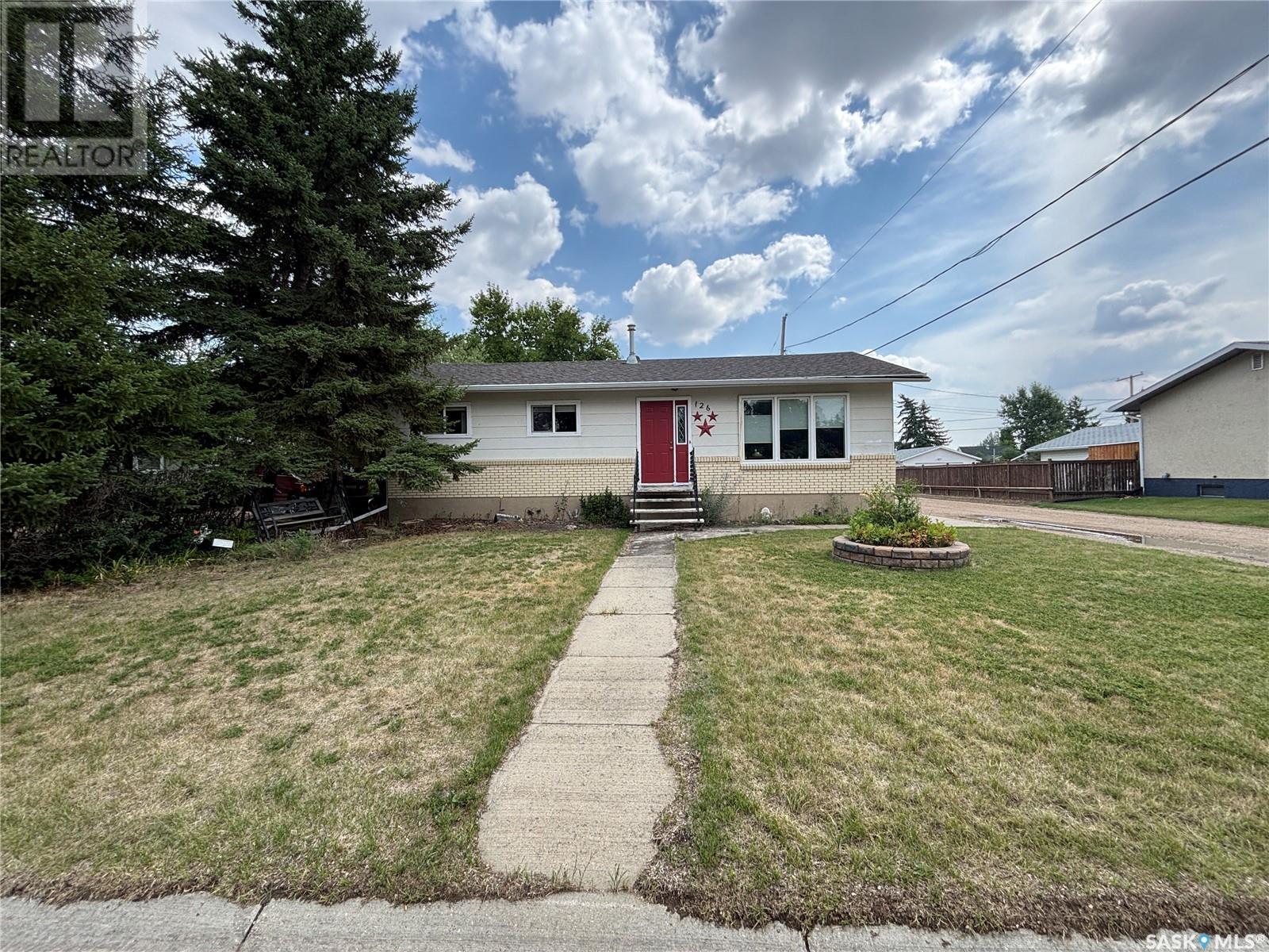 126 Myers CRESCENT, Maple Creek, Saskatchewan