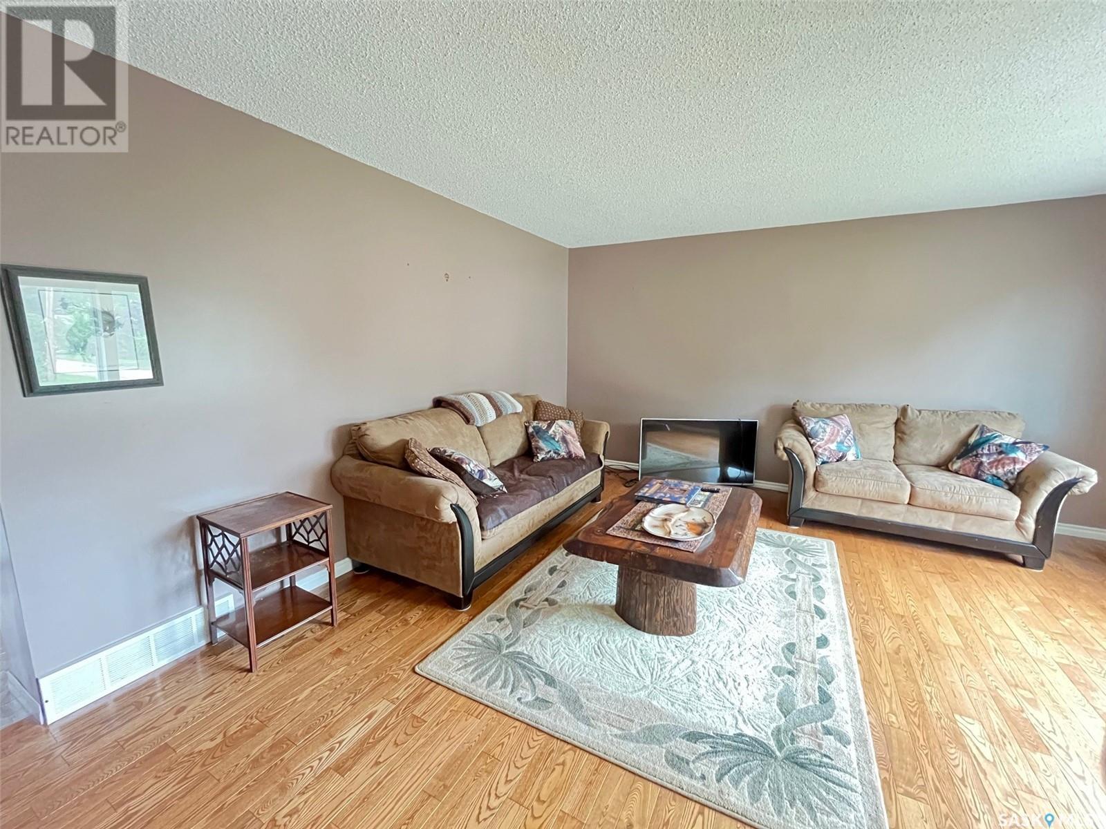 126 Myers Crescent, Maple Creek, Saskatchewan  S0N 1N0 - Photo 24 - SK013325