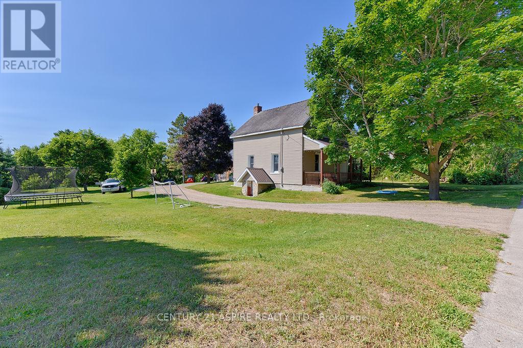 75 Bonnechere Street E, Bonnechere Valley, Ontario  K0J 1T0 - Photo 19 - X12296799