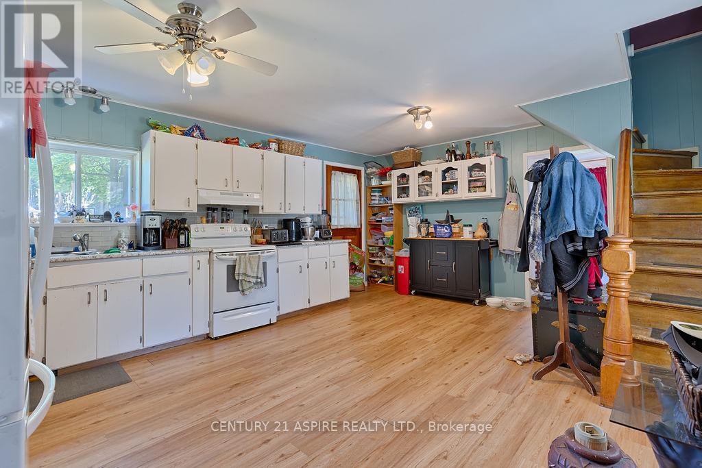 75 Bonnechere Street E, Bonnechere Valley, Ontario  K0J 1T0 - Photo 27 - X12296799