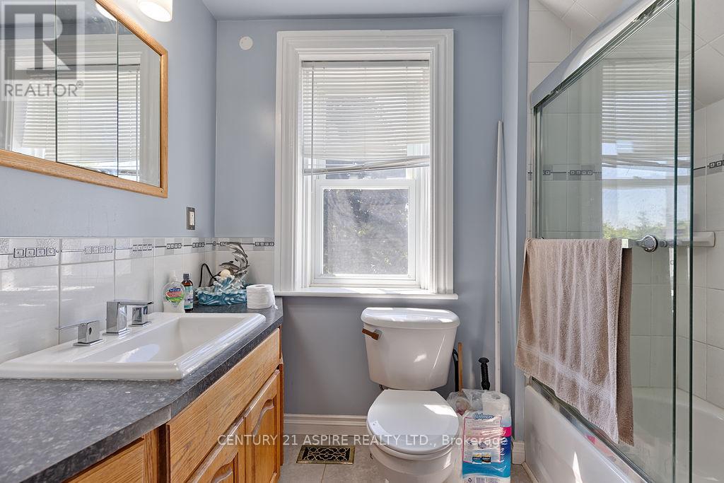 75 Bonnechere Street E, Bonnechere Valley, Ontario  K0J 1T0 - Photo 42 - X12296799