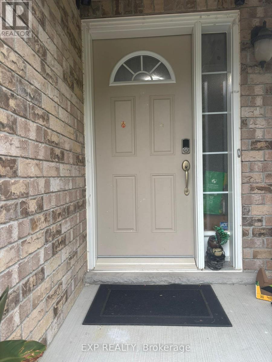 564 Woolgrass Avenue, Waterloo, Ontario  N2V 2Y2 - Photo 4 - X12298795